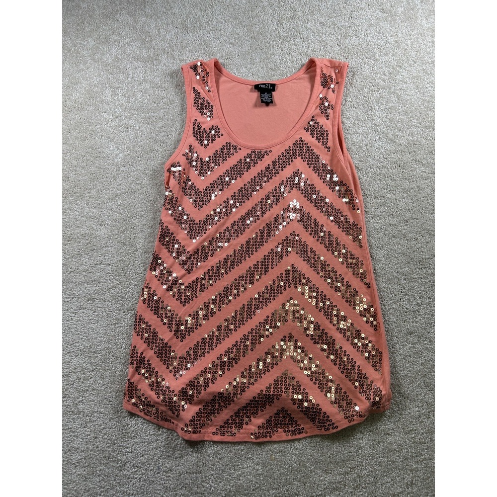 Rue21 Tank Top Womens Medium Pink Sequin Chevron Sleeveless Party Shirt Blouse